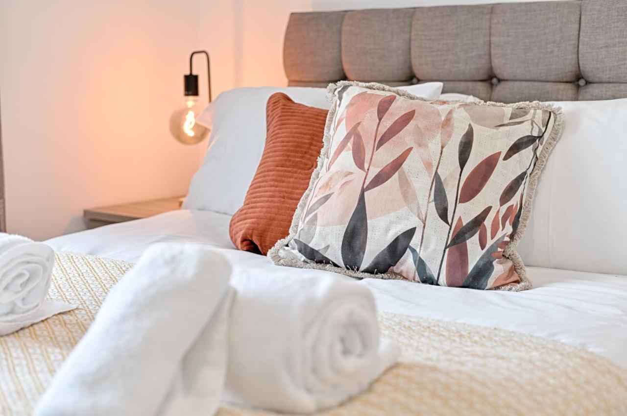 The Glenroy - Tv In Every Bedroom! Apartment